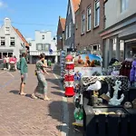 Tiny House Bij Zee Couette-café