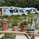 Tiny House Bij Zee