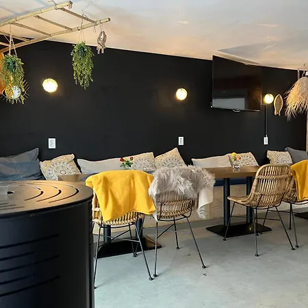 Frühstückspension Tiny House Bij Zee