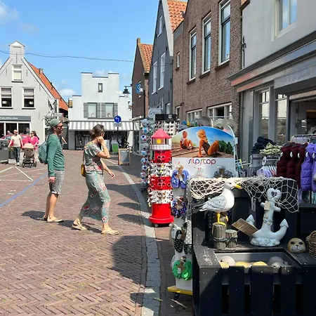 Tiny House Bij Zee Frühstückspension