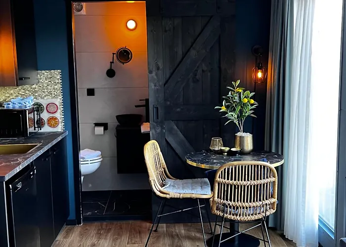 Tiny House Bij Zee ستيليندام