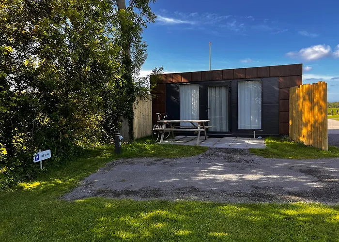 Tiny House Bij Zee فندق مبيت وإفطار 3*