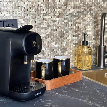 Bed and Breakfast Tiny House Bij Zee Stellendam