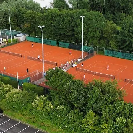 Bed and Breakfast Tiny House Bij Zee