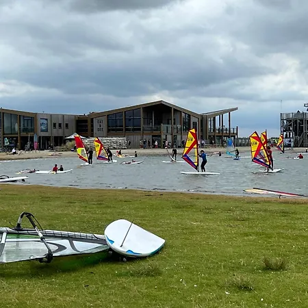 Tiny House Bij Zee 3* Stellendam