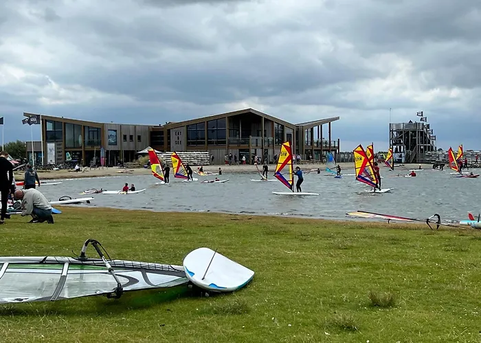Tiny House Bij Zee 3* Stellendam